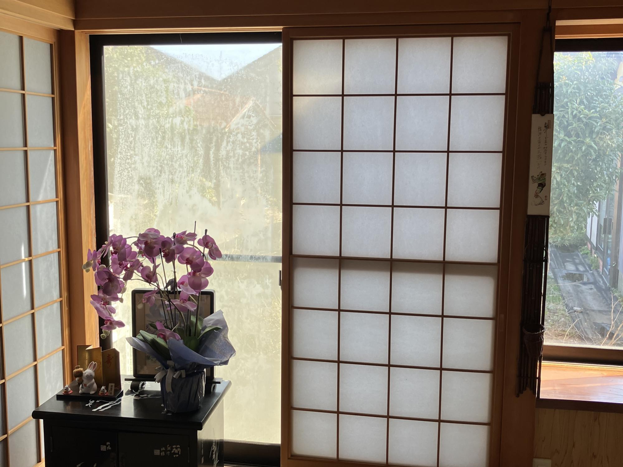 【富山市】隙間風、寒さ対策に特化した玄関扉と内窓のリフォーム
